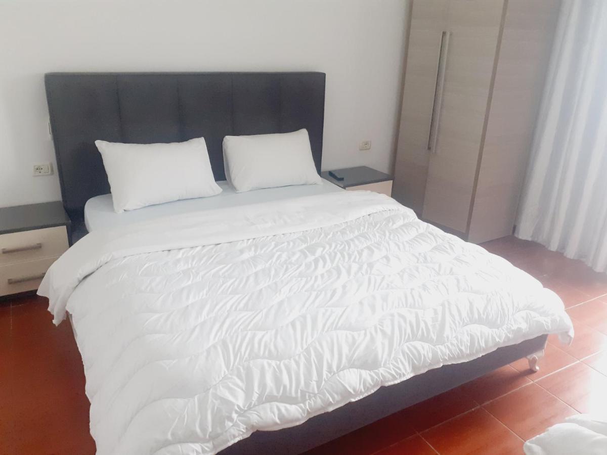 Anxhelos Hotel Himare Ngoại thất bức ảnh