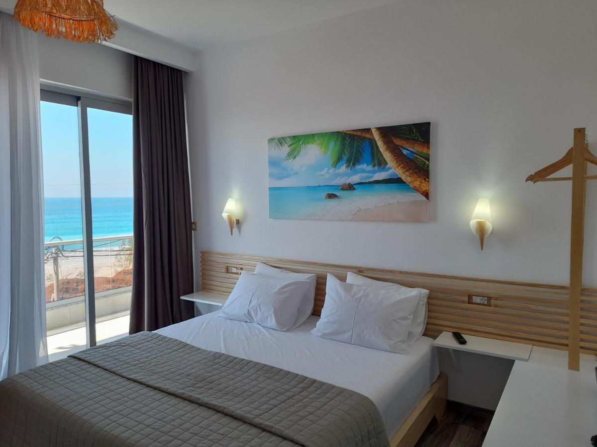 Anxhelos Hotel Himare Ngoại thất bức ảnh