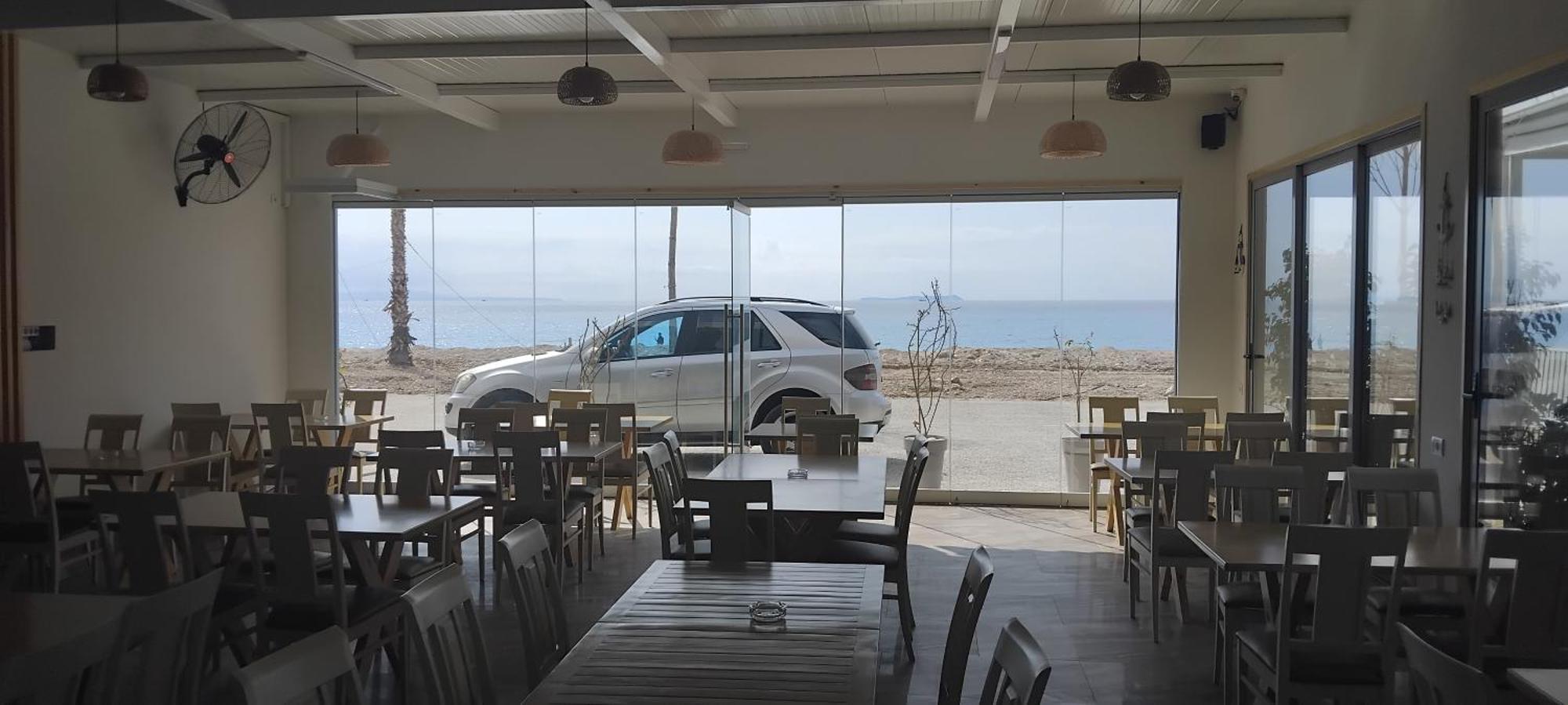 Anxhelos Hotel Himare Ngoại thất bức ảnh